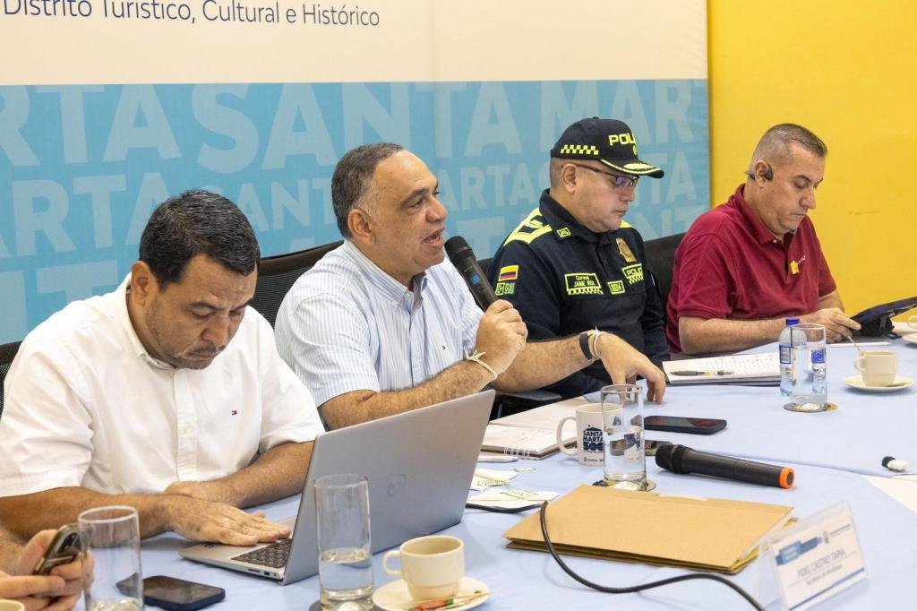 ¡No habrá paro en Santa Marta! Pinedo logró acuerdo con taxistas