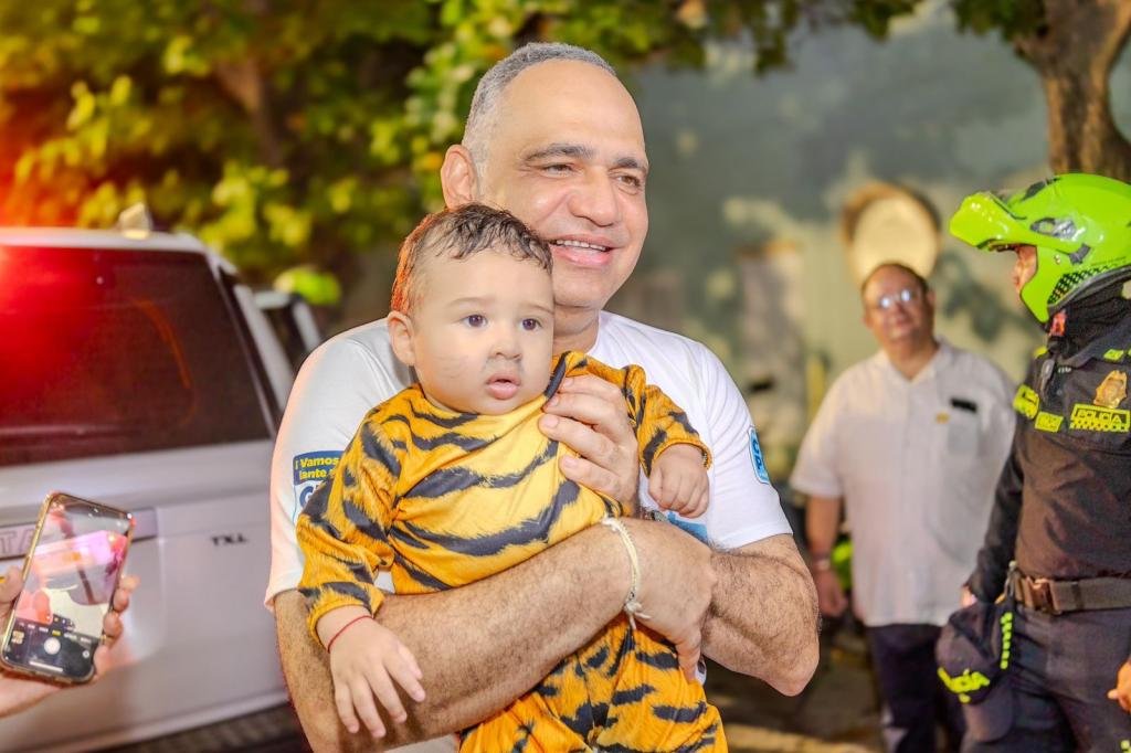 Exitosa fiesta de Halloween: Más de 30 mil personas acudieron al Centro Histórico*