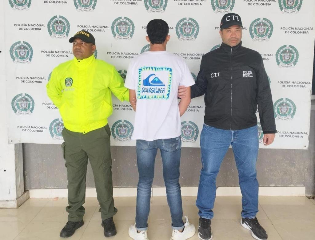 Menor rompe en llanto en plena clase tras ser abusado sexualmente por su propio primo. La Policía lo capturó