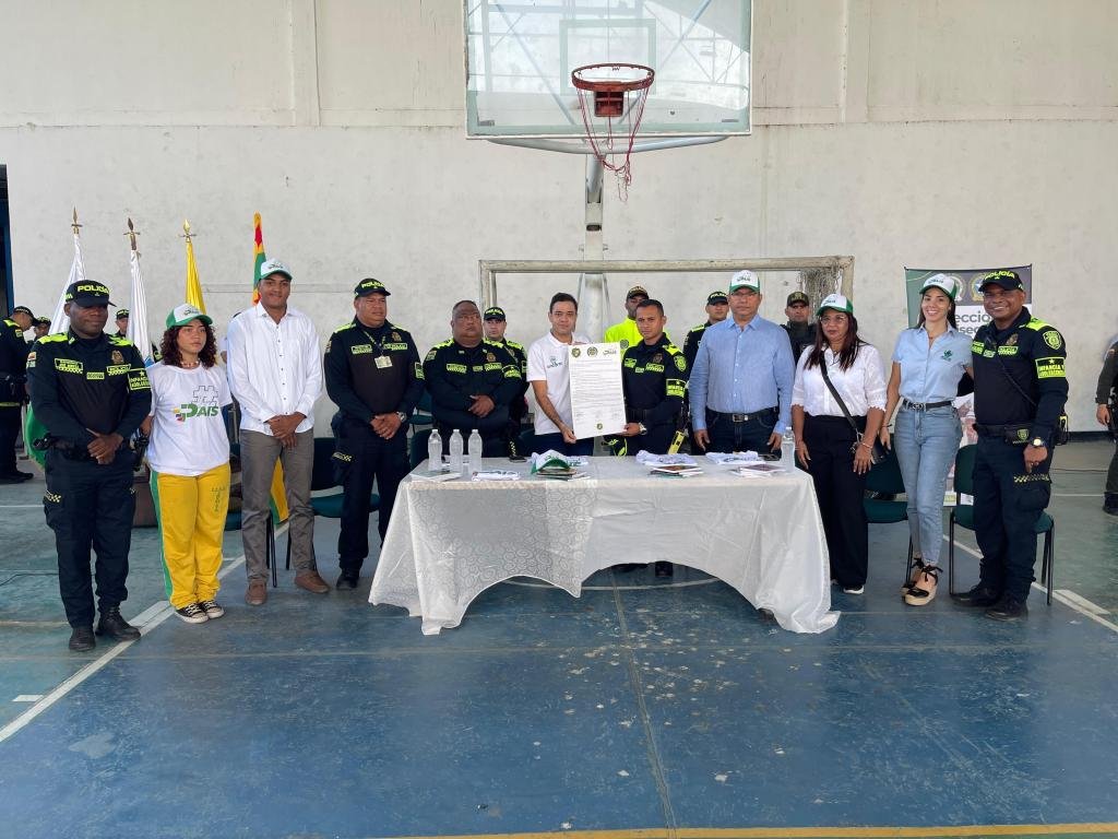 Gobierno del alcalde Carlos Pinedo Cuello apoya el pacto “Abre tus ojos en entornos seguros y protectores”