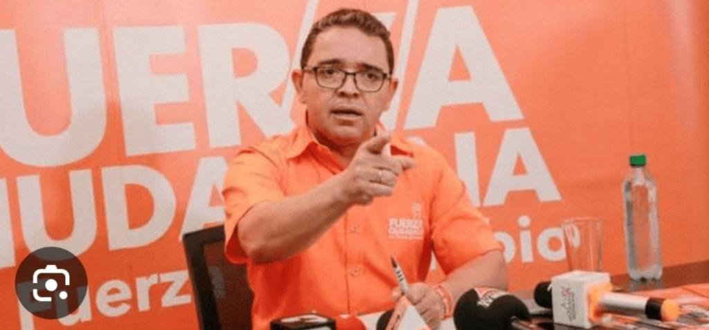 Gobernador Rafael Martínez en jaque