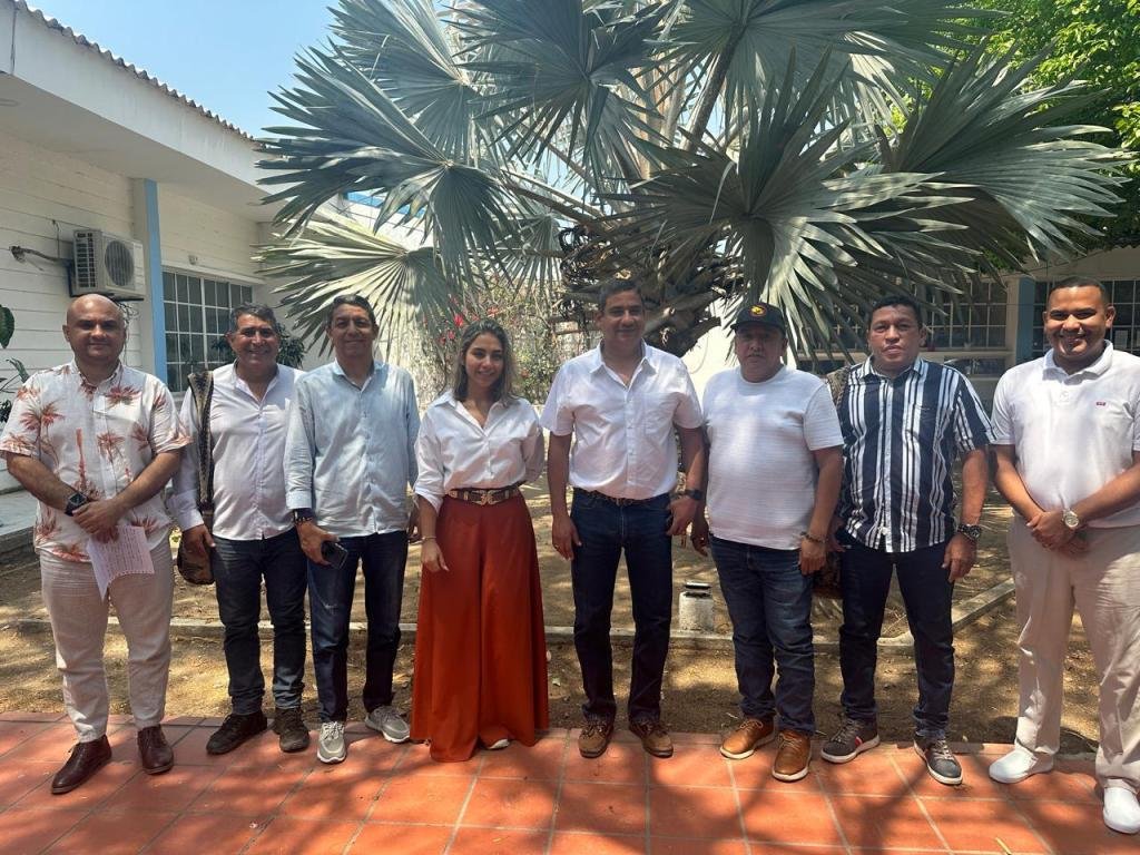 Santa Marta avanza en educación con 370 nuevas plazas docentes y fortalecimiento escolar