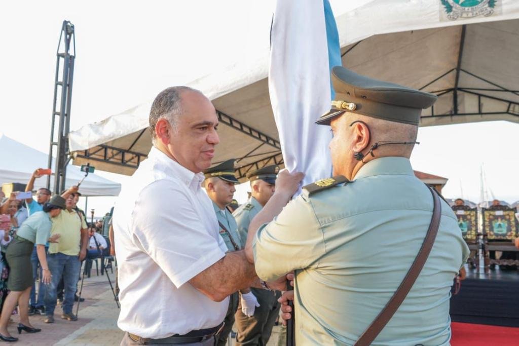 "Aquel que no se quiera reintegrar y resocializar le espera la cárcel o un cementerio": Pinedo envía categórico mensaje a estructuras criminales en Santa Marta