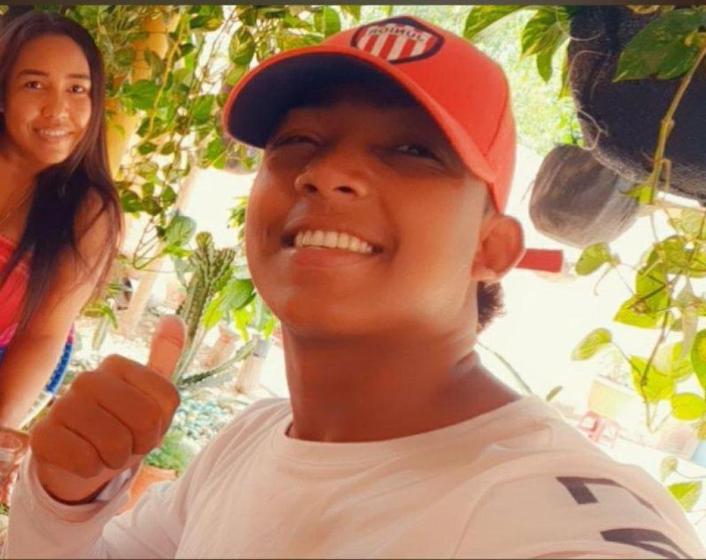 Esto fue lo que le pasó al hombre que jugaba fútbol  cerca de Estación de Policía en Concordia, Magdalena