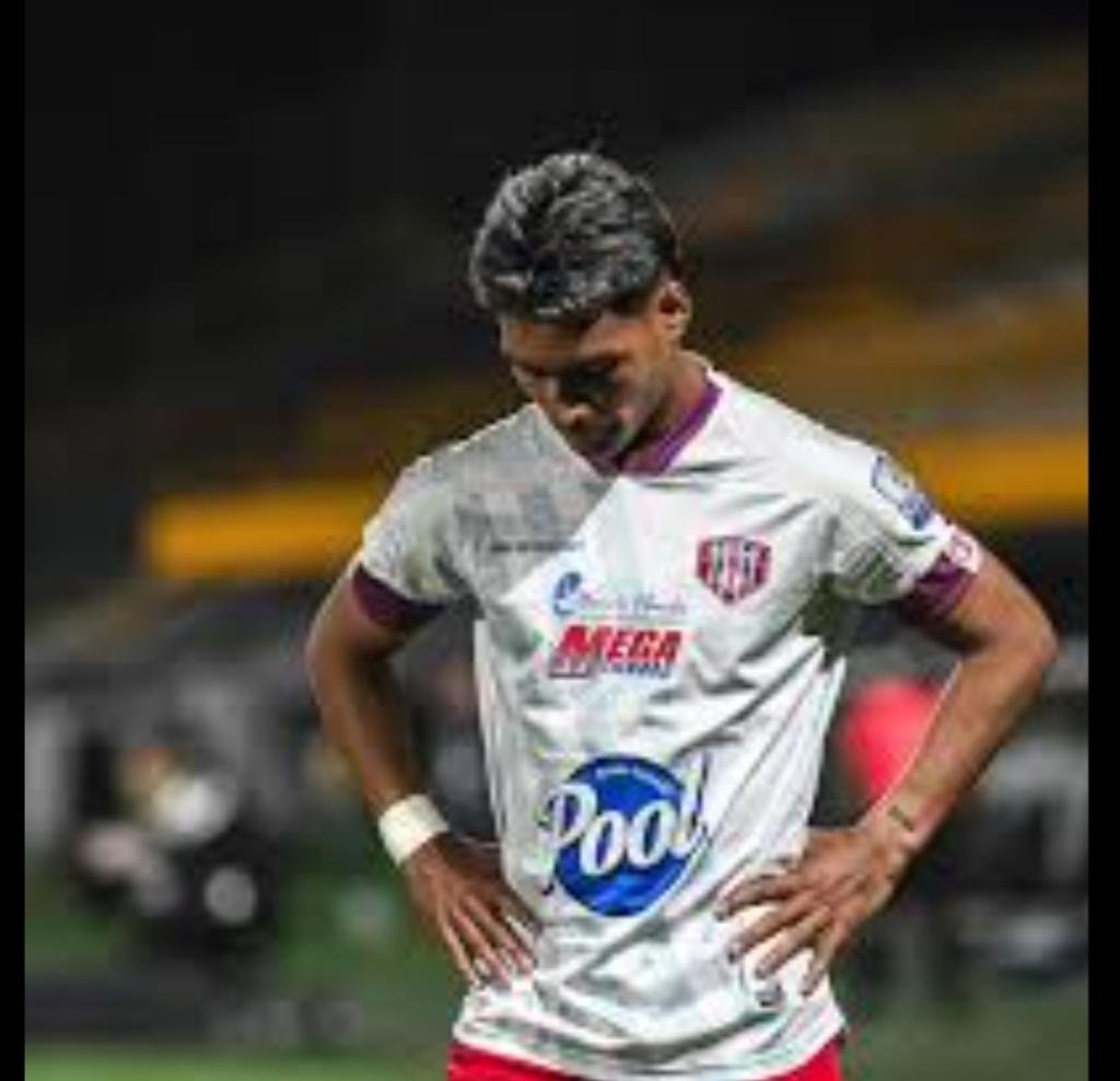 " Tengo temor y no puedo salir a la calle porque la gente me señala y me ataca, es una verdadera tensión por  estos malos resultados del equipo": Janmeson Sarmiento