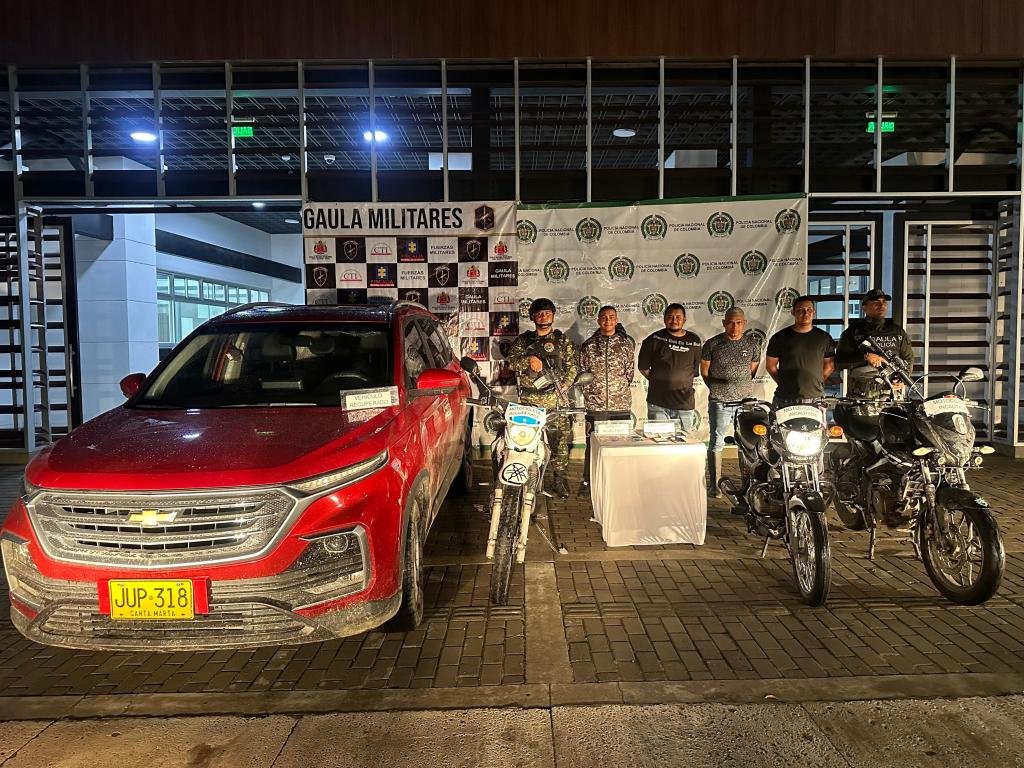 CAEN “VALIENTES” DE ACS: EXTORSIONABAN A COMERCIANTES