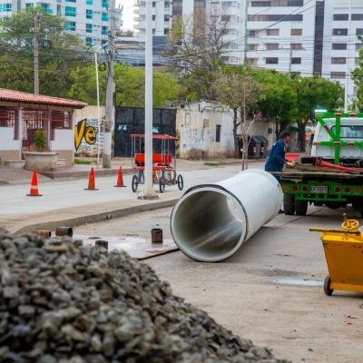Después de años de crisis sanitaria, la Essmar inició obra  que acabará con los reboses de aguas residuales en El Rodadero