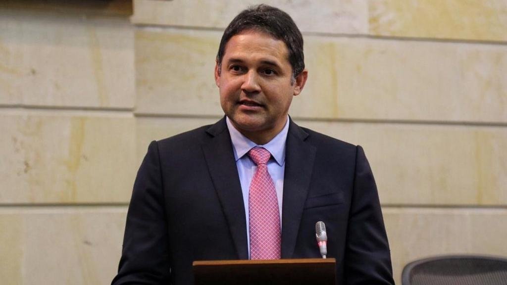 Honorio Henríquez aclara que “el Congreso no va a pagar estadías” para la posesión presidencial