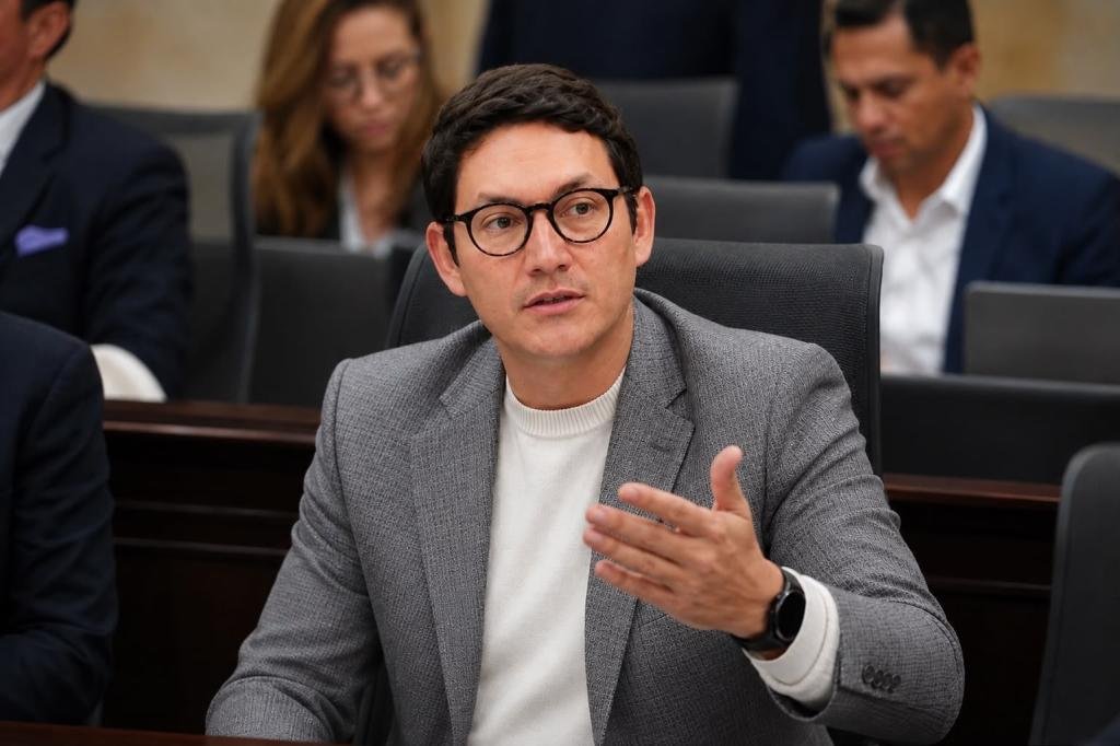 Alarma en el Caribe: región concentra el 80 % del faltante de subsidios de energía, advierte Felipe Hernández