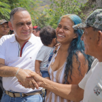 Pinedo no se olvida de las familias afectadas por frente frío y hace permanente acompañamiento para el suministro de ayudas