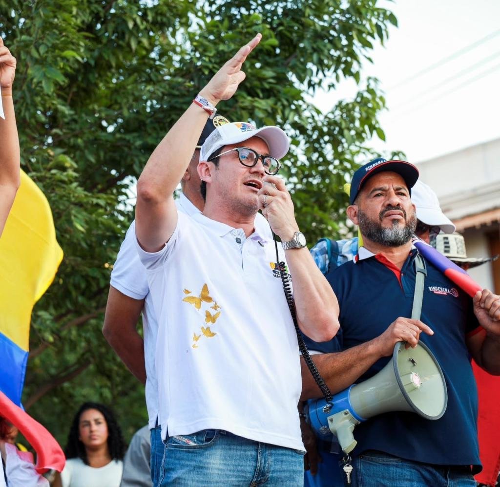 Congresista Hernández denunció a De La Espriella tras revelar supuesta compra de votos en favor de Iván Cepeda
