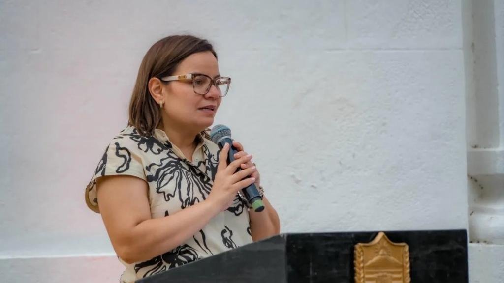 Contrato de regalías pone a la gobernadora Margarita Guerra bajo investigación de la Corte Suprema