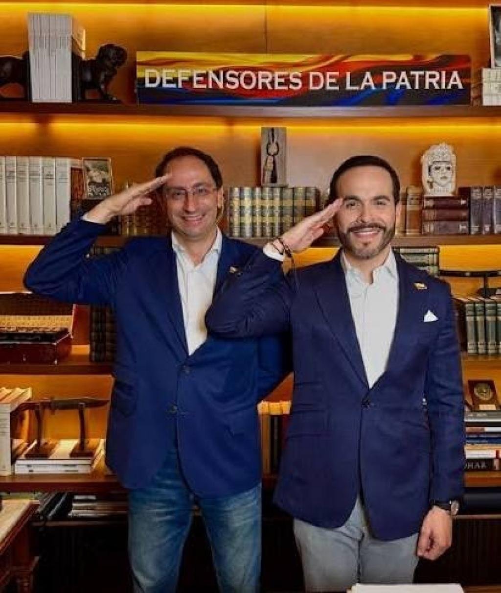 En menos de un mes, Abelardo De La Espriella cambia el rumbo de Colombia: derechos laborales, Israel y nuevas medidas generan debate