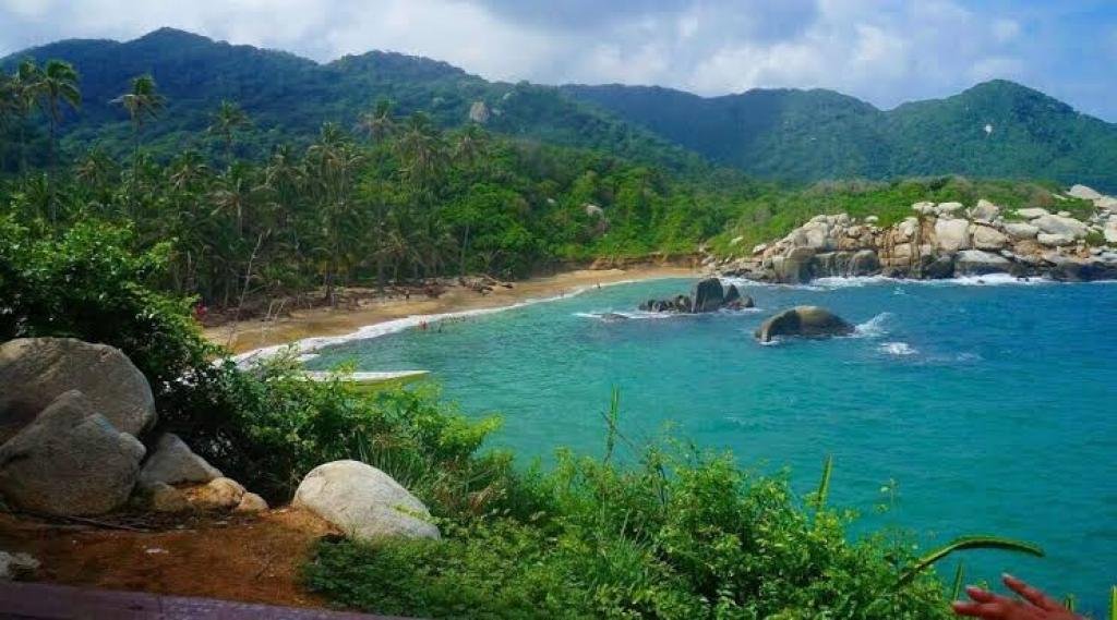 Cierran el Parque Tayrona: amenazas, cobros ilegales y control territorial tienen secuestrada la joya natural del Caribe