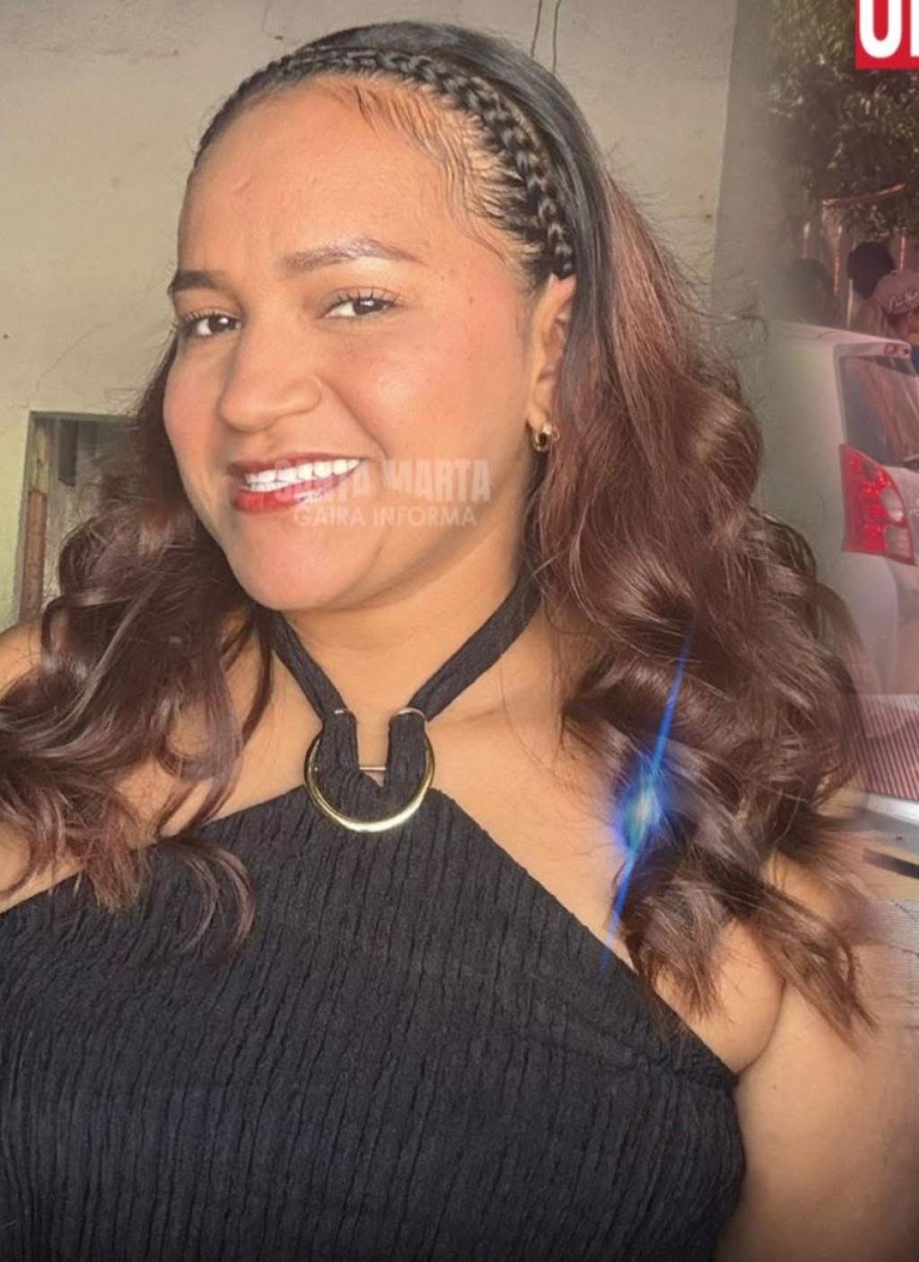 Mujer retiraba tanque elevado para llevárselo a su nueva casa, el tejado no aguantó el peso y cayó y murió